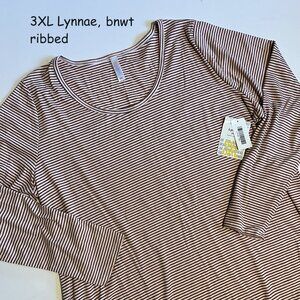 3XL Lularoe Lynnae, white, black, and coral pink stripes, ribbed